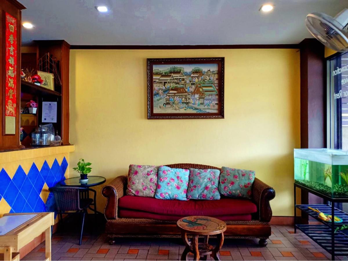 Хостел Kookkai House Patong Экстерьер фото