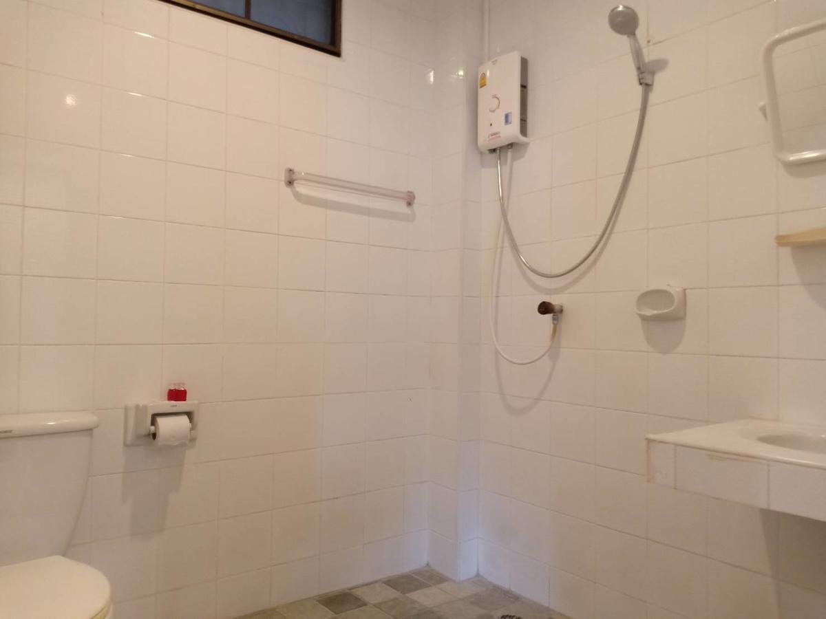Хостел Kookkai House Patong Экстерьер фото