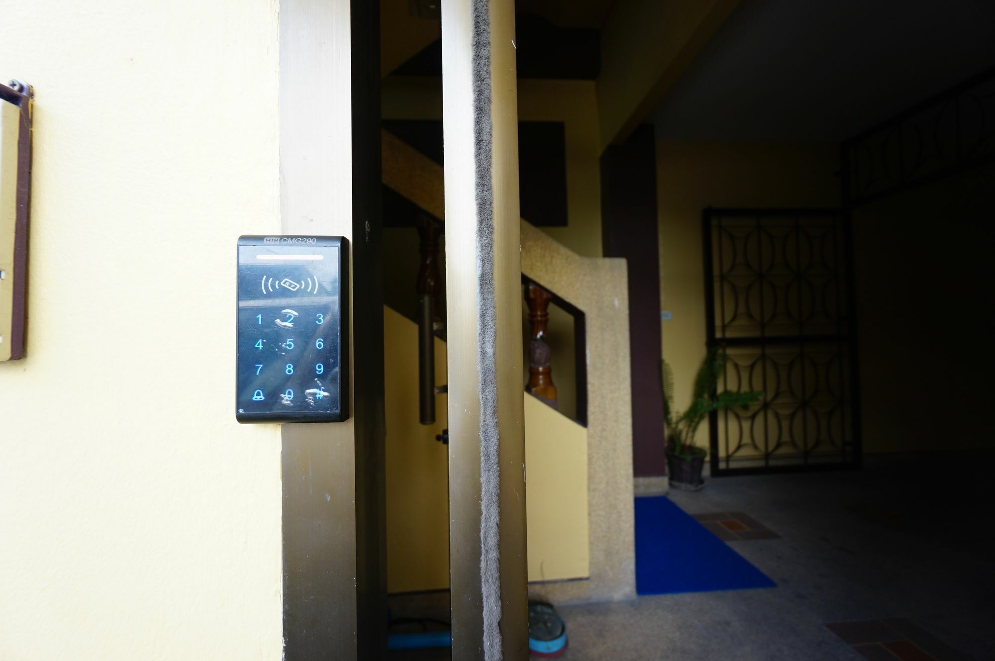 Хостел Kookkai House Patong Экстерьер фото