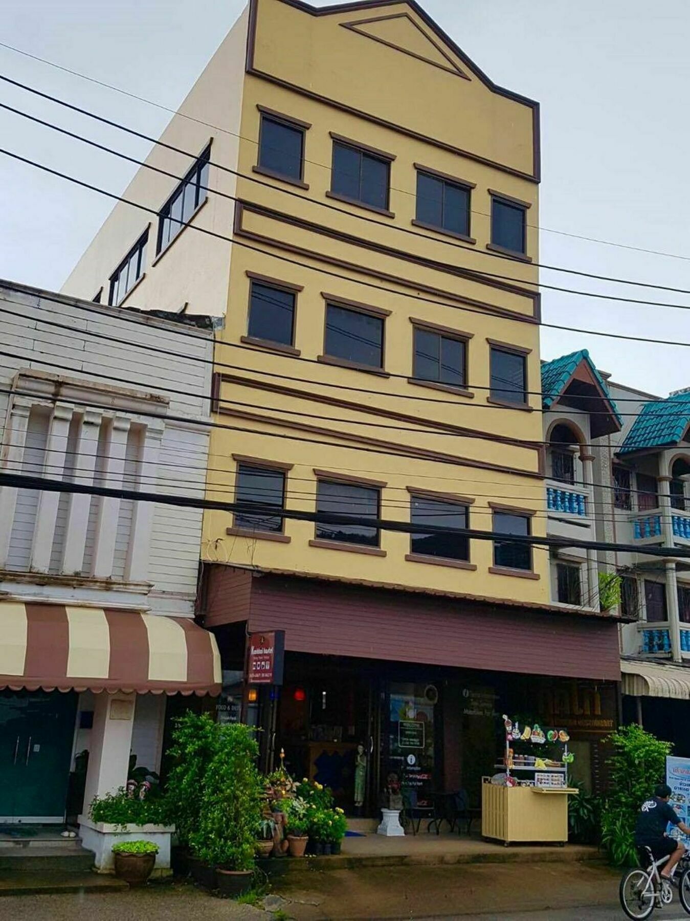 Хостел Kookkai House Patong Экстерьер фото
