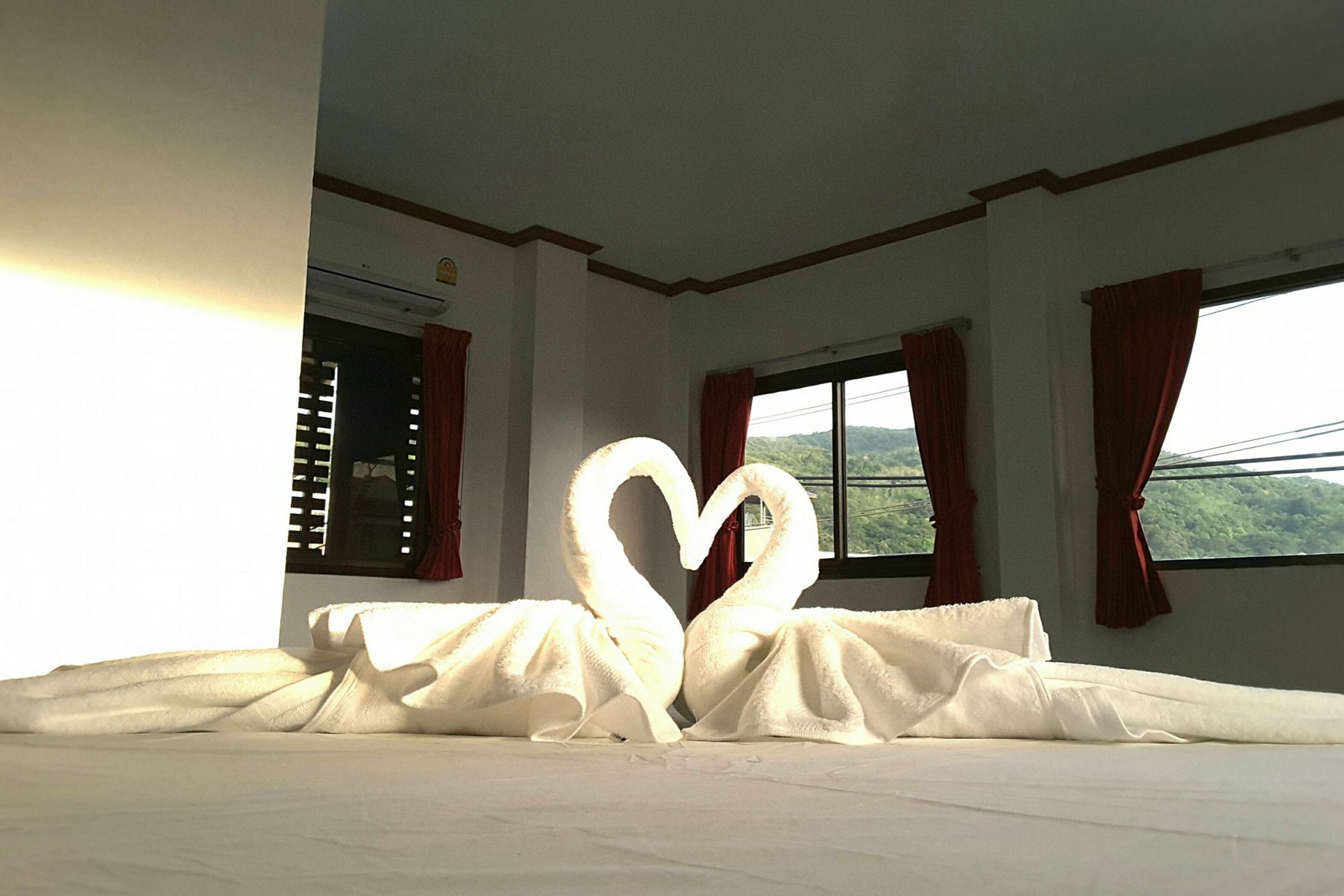 Хостел Kookkai House Patong Экстерьер фото