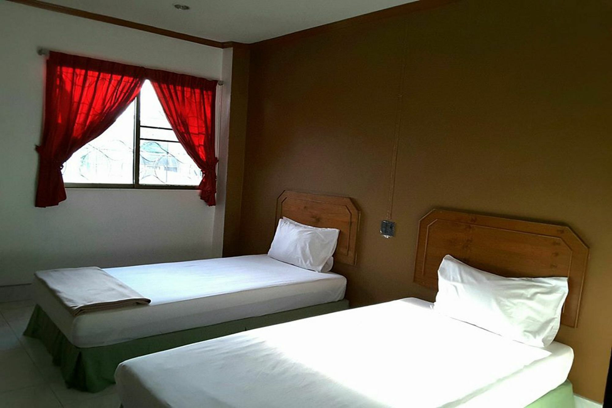 Хостел Kookkai House Patong Экстерьер фото